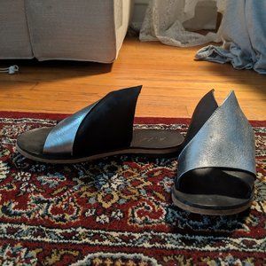 Metallic Leather Sandals